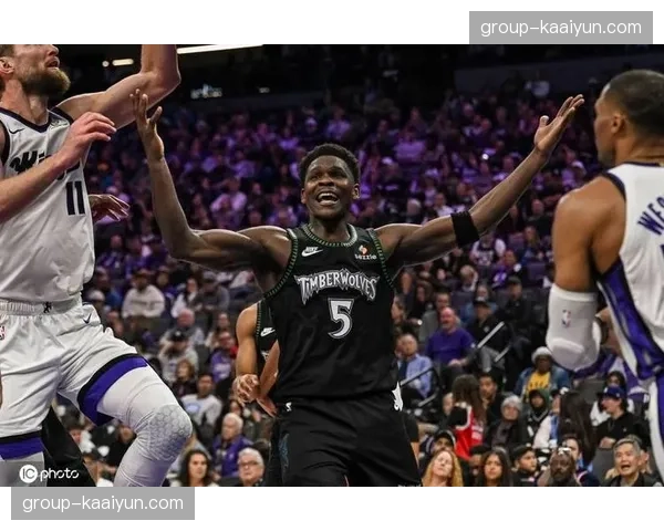 森林狼防守效率位列前十 戈贝尔麦克丹尼尔斯构筑屏障